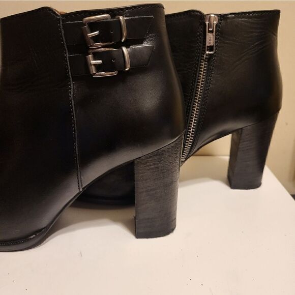 Madewell 1937 Black Leather Side Buckle Heeled Ankle Boots Size 7.5 Ret.$169 - Picture 5 of 8